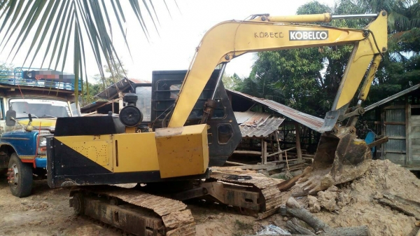 แบคโฮ KOBELCO SK03-N2 (เท่าPC60) เอกสารอินวอย **ขาย KOBELCO SK03 แบคโฮขนาดเทียบเท่าPC60 สภาพดี ราคาเบา เอกสารอินวอย HYD.EXCAVATOR KOBELCO SK03 (PC60) วางเครื่อง ISUZU 4BB1 ฝาขาว 4สูบ ปั้มเดิม เครื่องดี แน่น แห้ง แรงดีครับ ปั้มดี แรง