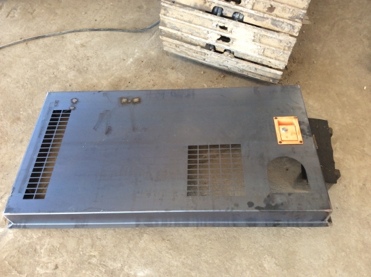 ขายฝาครอบเครื่องKOMATSU PC 120-6 ฝาใหม่ ขายฝาครอบเครื่องKOMATSU PC 120-6 ฝาใหม่