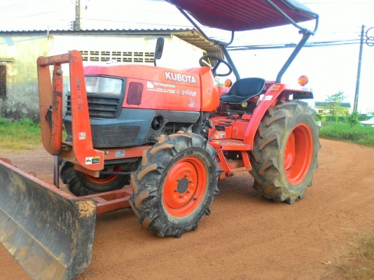 ขายรถไถ KUBOTA L3408 2เพลา พร้อมดันหน้า ผานพรวน  ราคา 200,000 รถอยู่ อ.แกลง จ.ระยอง สนใจสอบถามได้ ร้าน DC Tractor Rayong 0818618678,0899347475 มีหลายรถหลายรุ่นหลายขนาด หลายราคา บริการขนส่งทั่วไทย https://www.facebook.com/Tractors-Rayong-307154532717928/ph