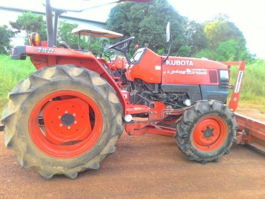 ขายรถไถ KUBOTA L3408 2เพลา พร้อมดันหน้า ผานพรวน  ราคา 200,000 รถอยู่ อ.แกลง จ.ระยอง สนใจสอบถามได้ ร้าน DC Tractor Rayong 0818618678,0899347475 มีหลายรถหลายรุ่นหลายขนาด หลายราคา บริการขนส่งทั่วไทย https://www.facebook.com/Tractors-Rayong-307154532717928/ph