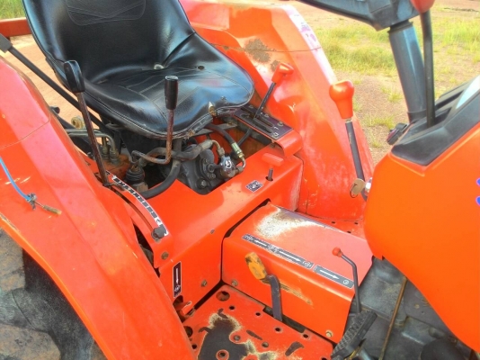 ขายรถไถ KUBOTA L3408 2เพลา พร้อมดันหน้า ผานพรวน  ราคา 200,000 รถอยู่ อ.แกลง จ.ระยอง สนใจสอบถามได้ ร้าน DC Tractor Rayong 0818618678,0899347475 มีหลายรถหลายรุ่นหลายขนาด หลายราคา บริการขนส่งทั่วไทย https://www.facebook.com/Tractors-Rayong-307154532717928/ph