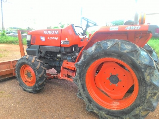 ขายรถไถ KUBOTA L3408 2เพลา พร้อมดันหน้า ผานพรวน  ราคา 200,000 รถอยู่ อ.แกลง จ.ระยอง สนใจสอบถามได้ ร้าน DC Tractor Rayong 0818618678,0899347475 มีหลายรถหลายรุ่นหลายขนาด หลายราคา บริการขนส่งทั่วไทย https://www.facebook.com/Tractors-Rayong-307154532717928/ph