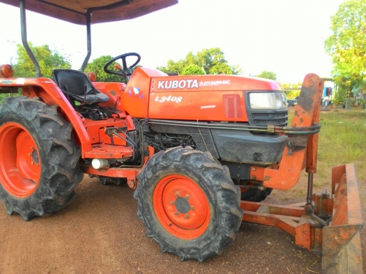 ขายรถไถ KUBOTA L3408 2เพลา พร้อมดันหน้า ผานพรวน  ราคา 200,000 รถอยู่ อ.แกลง จ.ระยอง สนใจสอบถามได้ ร้าน DC Tractor Rayong 0818618678,0899347475 มีหลายรถหลายรุ่นหลายขนาด หลายราคา บริการขนส่งทั่วไทย https://www.facebook.com/Tractors-Rayong-307154532717928/ph