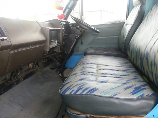 ขายรถ6ล้อ NKR110แรง เครื่องดีแคชซีสวย ยาว4.30เมตร สภาพพร้อมใช้งาน เอกสารพร้อมโอน สนใจโทร 090-8588220คุณนะ 093-3258446คุณบิว หรือเข้าดูสินค้าอื่นๆได้ที่ www.truck.in.th/498 หรือเพจFacebook ณรงค์ ซื้อขายรถมือสอง (เว็บไซต์ส่วนตัว) หรือFacebook ตลาดรถมือสอง ค