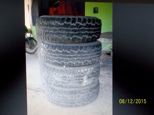 ขาย 7000 บาท   ยางพร้อมแม็กขอบ15     6 รู