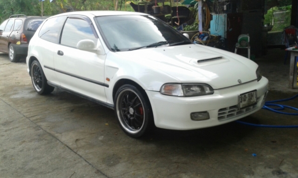 ซีวิค 3 ประตู ตัวนอก ลดเหลือ 69000  โทรมาลดอีก