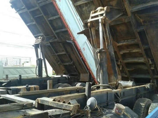 ขายดั้ม2เพลา FM3M พาวเวอร์ ทิฟฟี่ ภายในสวย แอร์เย็น สภาพพร้อมใช้งาน เอกสารพร้อมโอน ราคา950,000 สนใจโทร 090-8588220คุณนะ 093-3258446คุณบิว หรือเข้าดูสินค้าอื่นๆได้ที่ www.truck.in.th/498 หรือเพจFacebook ณรงค์ ซื้อขายรถมือสอง (เว็บไซต์ส่วนตัว) หรือFacebook