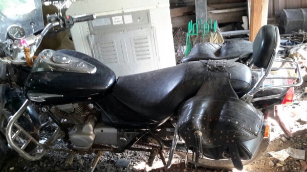 ขาย 23000 บาท คาวาซากิ  175 ซีซี เอกสารพร้อมโอน