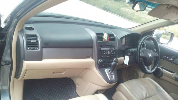 ขายรถสวยเข้าศูนย์ตลอด