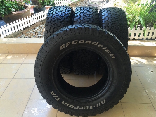 ขายยาง bf all 265/70/16. ปี11