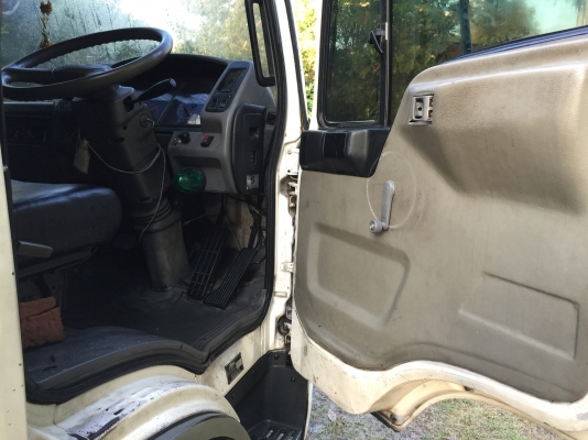 ขาย 6ล้อ ตู้เย็น FC3J เครื่อง 165 แรง ยาว 6.50 เมตร สวยพร้อมใช้ ขาย 530000 บาท ขาย 6ล้อ ตู้เย็น FC3J เครื่อง 165 แรง ยาว 6.50 เมตร สวยพร้อมใช้ ขาย 530000 บาท