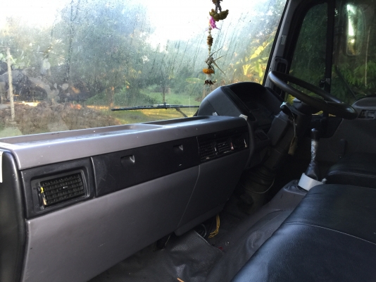 ขาย 6ล้อ ตู้เย็น FC3J เครื่อง 165 แรง ยาว 6.50 เมตร สวยพร้อมใช้ ขาย 530000 บาท ขาย 6ล้อ ตู้เย็น FC3J เครื่อง 165 แรง ยาว 6.50 เมตร สวยพร้อมใช้ ขาย 530000 บาท