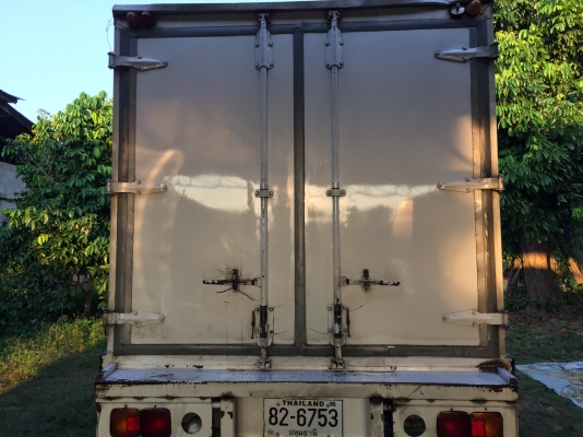 ขาย 6ล้อ ตู้เย็น FC3J เครื่อง 165 แรง ยาว 6.50 เมตร สวยพร้อมใช้ ขาย 530000 บาท ขาย 6ล้อ ตู้เย็น FC3J เครื่อง 165 แรง ยาว 6.50 เมตร สวยพร้อมใช้ ขาย 530000 บาท