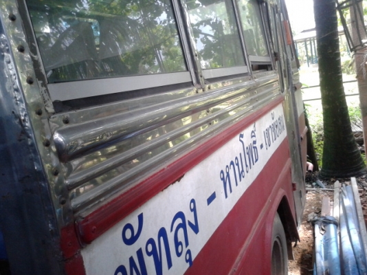 (ปิดการขาย ไปส่งขลาแล้วคับ)รถบัสเล็ก   เครื่อง 4BD1  115  แรงม้า  พร้อมใช้งาน เล่มติดมือ..