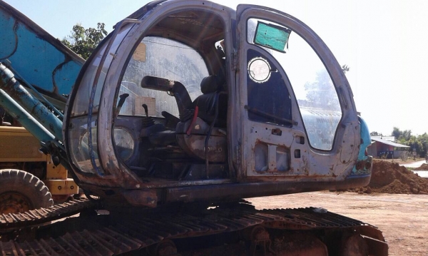 รุ่น5SK200-5พร้อมเล่มทะเบียน