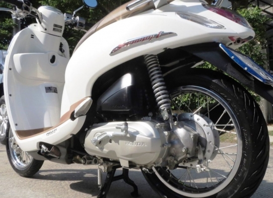 Honda Scoopy-I  2015 สวยใหม่มาก เดิมแท้ดี ไม่มีบิวด์