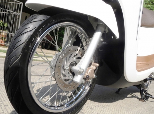 Honda Scoopy-I  2015 สวยใหม่มาก เดิมแท้ดี ไม่มีบิวด์