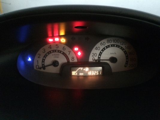 ขาย VIOS1.5J ปี2004 เกียร์ธรรมดา ขาย VIOS1.5J ปี2004 เกียร์ธรรมดา