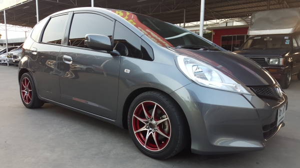 honda jazz ge 1.5v airbagคู่ abs รถปี 2012 honda jazz ge 1.5v airbagคู่ abs รถปี 2012