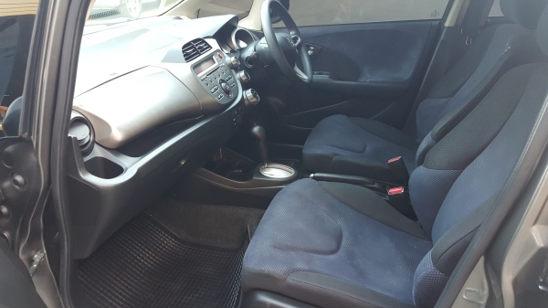 honda jazz ge 1.5v airbagคู่ abs รถปี 2012 honda jazz ge 1.5v airbagคู่ abs รถปี 2012