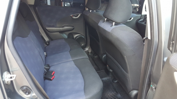 honda jazz ge 1.5v airbagคู่ abs รถปี 2012 honda jazz ge 1.5v airbagคู่ abs รถปี 2012