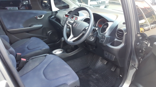 honda jazz ge 1.5v airbagคู่ abs รถปี 2012 honda jazz ge 1.5v airbagคู่ abs รถปี 2012