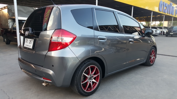 honda jazz ge 1.5v airbagคู่ abs รถปี 2012 honda jazz ge 1.5v airbagคู่ abs รถปี 2012