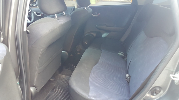 honda jazz ge 1.5v airbagคู่ abs รถปี 2012