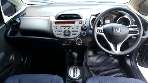 honda jazz ge 1.5v airbagคู่ abs รถปี 2012 honda jazz ge 1.5v airbagคู่ abs รถปี 2012