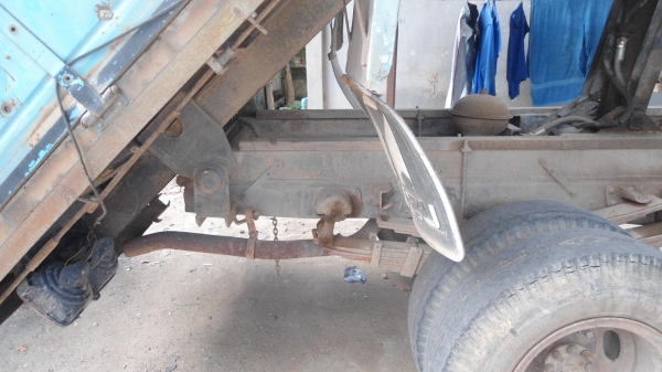 ฝากขายครับอีซูซุ 100 แรง  4 BC2  ดั้มเกษตร  คัชซีสวยๆครับดั้มปรกติ  เครื่องดี   ภาษีเต็ม  เอกสารขุดโอนครบ