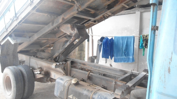 ฝากขายครับอีซูซุ 100 แรง  4 BC2  ดั้มเกษตร  คัชซีสวยๆครับดั้มปรกติ  เครื่องดี   ภาษีเต็ม  เอกสารขุดโอนครบ