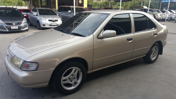 nissan sunny b14 ปี97 เครื่อง1600cc. เกียร์auto