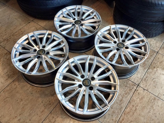 (แม็กมือ2 ขาย4วง3,900บ) ขอบ15"4รู100 ไม่คด ไม่ดุ่ง สีเดิมๆตามสภาพ โดนรวมสภาพดี