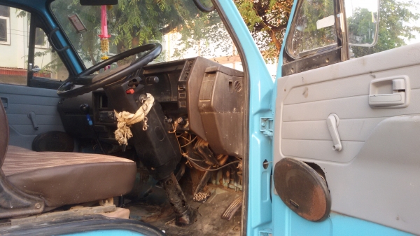 ขาย 6 ล้อ ISUZU NKR 110 **ลูกค้าพ่อทองสุข ประทุมสันต์ จ.มหาสารคาม มารับรถกลับบ้านเรียบร้อยแล้ว)***ขอบคุณคับ.... (ดาวน์ 118000 บาท) ใช้แค่บัตร+ ทะเบียนบ้าน ไม่เช็คเครดิต อนุมัติเลย เครื่องแน่นปึ๊กๆ แห้ง แรงดี (4BE1 ฝาดำยอดนิยม) ช่วงล่างน๊อตใหญ่ (เฟืองท้าย1 ขาย 6 ล้อ ISUZU NKR 110 **ลูกค้าพ่อทองสุข ประทุมสันต์ จ.มหาสารคาม มารับรถกลับบ้านเรียบร้อยแล้ว)***ขอบคุณคับ.... (ดาวน์ 118000 บาท) ใช้แค่บัตร+ ทะเบียนบ้าน ไม่เช็คเครดิต อนุมัติเลย เครื่องแน่นปึ๊กๆ แห้ง แรงดี (4BE1 ฝาดำยอดนิยม) ช่วงล่างน๊อตใหญ่ (เฟืองท้าย1