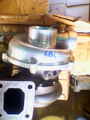 ขายเทอร์โบ หลง 6B16   P11   ISUZU 270 ราคา 16000  บาท โทร 0906208746  0920976322