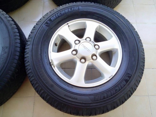 แม็กซ์พร้อมยางIsuzu ขอบ15 ไม่แตก ไม่คด ไม่ดุ้ง แม็กซ์พร้อมยางIsuzu ขอบ15 ไม่แตก ไม่คด ไม่ดุ้ง