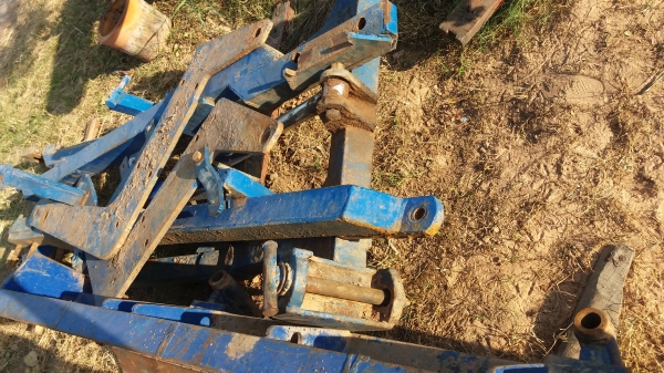 ขายชุดดันหน้ารถไถฟอร์ด ขายชุดดันหน้ารถไถฟอร์ด