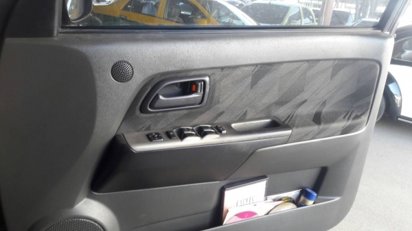 ขายรถ Chevrolet Colorado 3.0 LT y2005 4wd 4 dr ขายรถ Chevrolet Colorado 3.0 LT y2005 4wd 4 dr