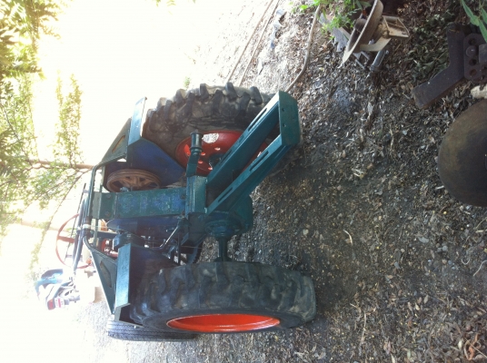 นั่งขับอยุธยาแทรคเตอร์ พร้อมใช้ 084-8017186