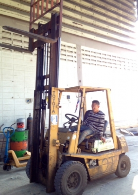 Toyota fd20 ดีเซล เกียร์คลัช เสา3เมตร ยางตัน4เส้น