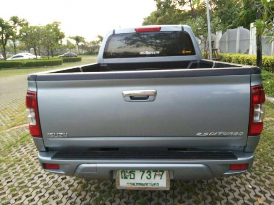 รถพร้อมใช้ รถเดิมๆ ไม่มีเฉี่ยวชน รุ่นslx2.5 ตัวท้อปเครื่องดีมาก ไม่หลวมแห้งๆ ไม่เยิ้มซักหยด แชสซีไม่ผุ