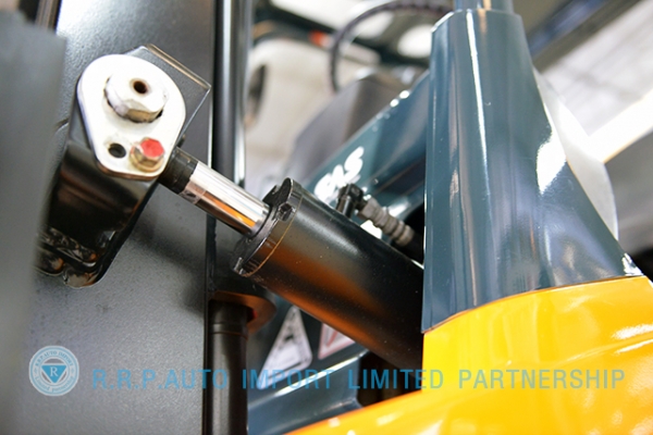 ขายรถโฟล์คลิฟท์มือสอง TOYOTA รุ่น7FD15-14165 ราคา xxx,xxx บาท นำเข้าจากประเทศญี่ปุ่น 100\% ไม่เคยใช้งานในไทย