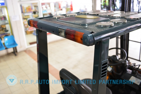 ขายรถโฟล์คลิฟท์มือสอง TOYOTA รุ่น7FD15-14165 ราคา xxx,xxx บาท นำเข้าจากประเทศญี่ปุ่น 100\% ไม่เคยใช้งานในไทย