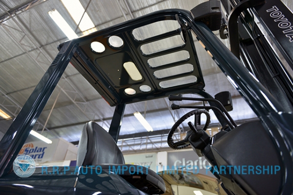 ขายรถโฟล์คลิฟท์มือสอง TOYOTA รุ่น7FD15-14165 ราคา xxx,xxx บาท นำเข้าจากประเทศญี่ปุ่น 100\% ไม่เคยใช้งานในไทย