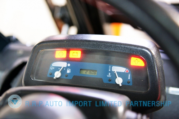 ขายรถโฟล์คลิฟท์มือสอง TOYOTA รุ่น7FD15-14165 ราคา xxx,xxx บาท นำเข้าจากประเทศญี่ปุ่น 100\% ไม่เคยใช้งานในไทย