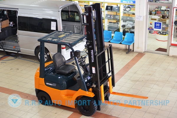 ขายรถโฟล์คลิฟท์มือสอง TOYOTA รุ่น7FD15-14165 ราคา xxx,xxx บาท นำเข้าจากประเทศญี่ปุ่น 100\% ไม่เคยใช้งานในไทย