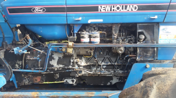 ขายรถไถ FORD 7610 4WD มีใบมีด CMT ผาน 3 ไคเฮงหลี พร้อมทะเบียน สภาพเดิมเก่านอกใช้น้อย