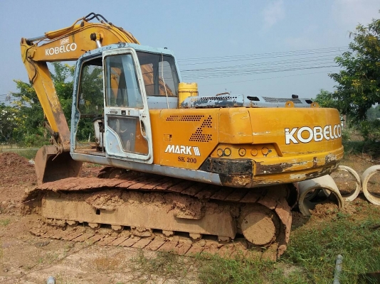 ขายรถแบคโฮ KOBELCO sk 200-3เครื่องดีปั้มดีช่วงล่างสวยเอวแน่นราคา 495,000 090-772-3710 090-772-3708 ขายรถแบคโฮ KOBELCO sk 200-3เครื่องดีปั้มดีช่วงล่างสวยเอวแน่นราคา 495,000 090-772-3710 090-772-3708
