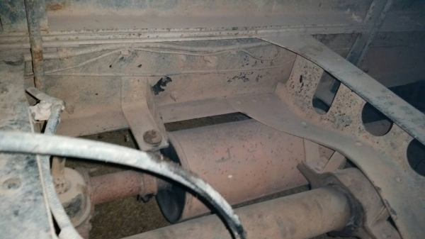 รถฮีโน่ 6 ล้อดั้ม FB2W  120 แรงม้า. ปี 38    สนใจติดต่อ  081 - 6079515