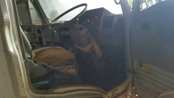 รถฮีโน่ 6 ล้อดั้ม FB2W  120 แรงม้า. ปี 38    สนใจติดต่อ  081 - 6079515